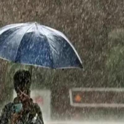 UP Monsoon: यूपी के 11 जिलों में होगी भारी बारिश, 18 में आकाशीय बिजली गिरने का ऑरेंज अलर्ट