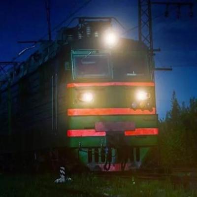 रेलवे ने जारी की जरूरी सूचना, सेंट्रल के रास्ते गुजरने वाली दो ट्रेनें रद; आठ के बदले मार्ग