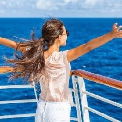 ट्रैवलिंग का नहीं है ज्यादा बजट? कम पैसों में ट्रिप को यादगार बना देंगे ये बजट फ्रेंडली टिप्स