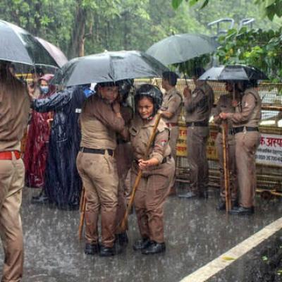 उत्तराखंड में आज बारिश और आंधी की चेतावनी, कब तक आ सकता है मॉनसून