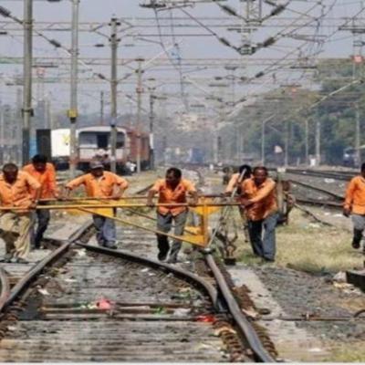 Indian Railway: हादसों को लेकर रेलवे बोर्ड सख्त, अब वर्क साइट पर नहीं चलेगी कोई लापरवाही