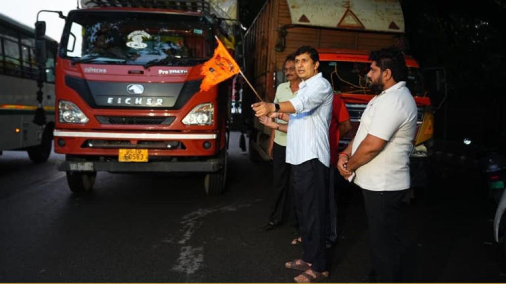 बाढ़ग्रस्त पंजाब के लिए आगे आए सौरभ भारद्वाज, अरविंद केजरीवाल के निर्देश पर राहत सामग्री लेकर हुए रवाना