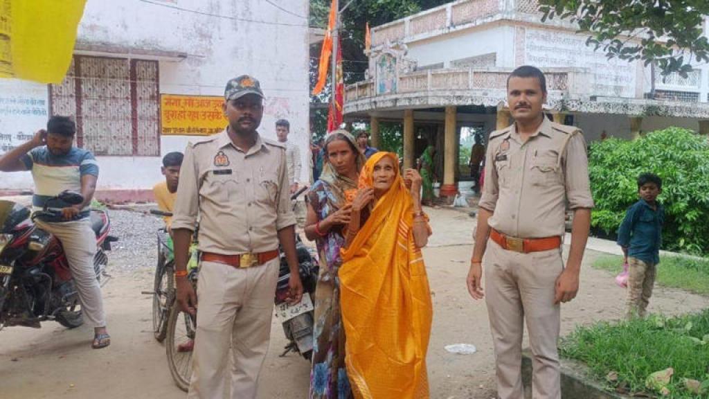 मां को दो रोटी कौन खिलाएगा? रोज इस बात पर बेटों में होता था झगड़ा, 85 वर्षीय वृद्धा ने गंगा में लगा दी छलांग