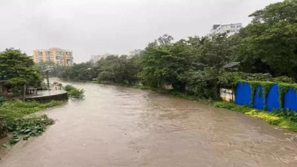 झारखंड में भारी बारिश का अलर्ट: बंगाल की खाड़ी में बने दबाव से बिगड़ा मौसम, 25 सितंबर तक होगी वर्षा