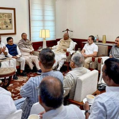 डिनर डिप्लोमेसी की तैयारी, राहुल गांधी के आवास पर मिलेंगे इंडिया गठबंधन के नेता; क्या रहेगा एजेंडा