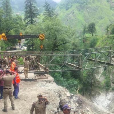 Uttarkashi: गंगनानी में सात हिस्सों में पहुंचा बेली ब्रिज, आज से निर्माण शुरू