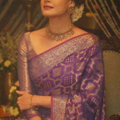 लंबे बालों के लिए खूबसूरत हेयरस्टाइल्स