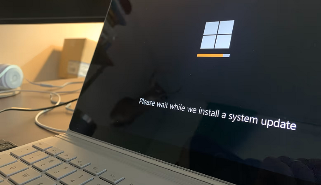 खत्म होने वाली है दुनिया के करोड़ों कंप्यूटर की 'उम्र', नहीं मिलेगा सपोर्ट