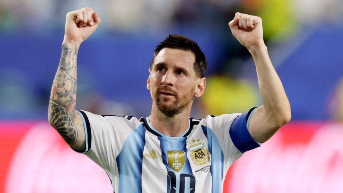 Lionel Messi Retirement: मेसी ने इंटरनेशनल फुटबॉल से संन्यास का किया बड़ा ऐलान, फैंस को लगा बड़ा झटका